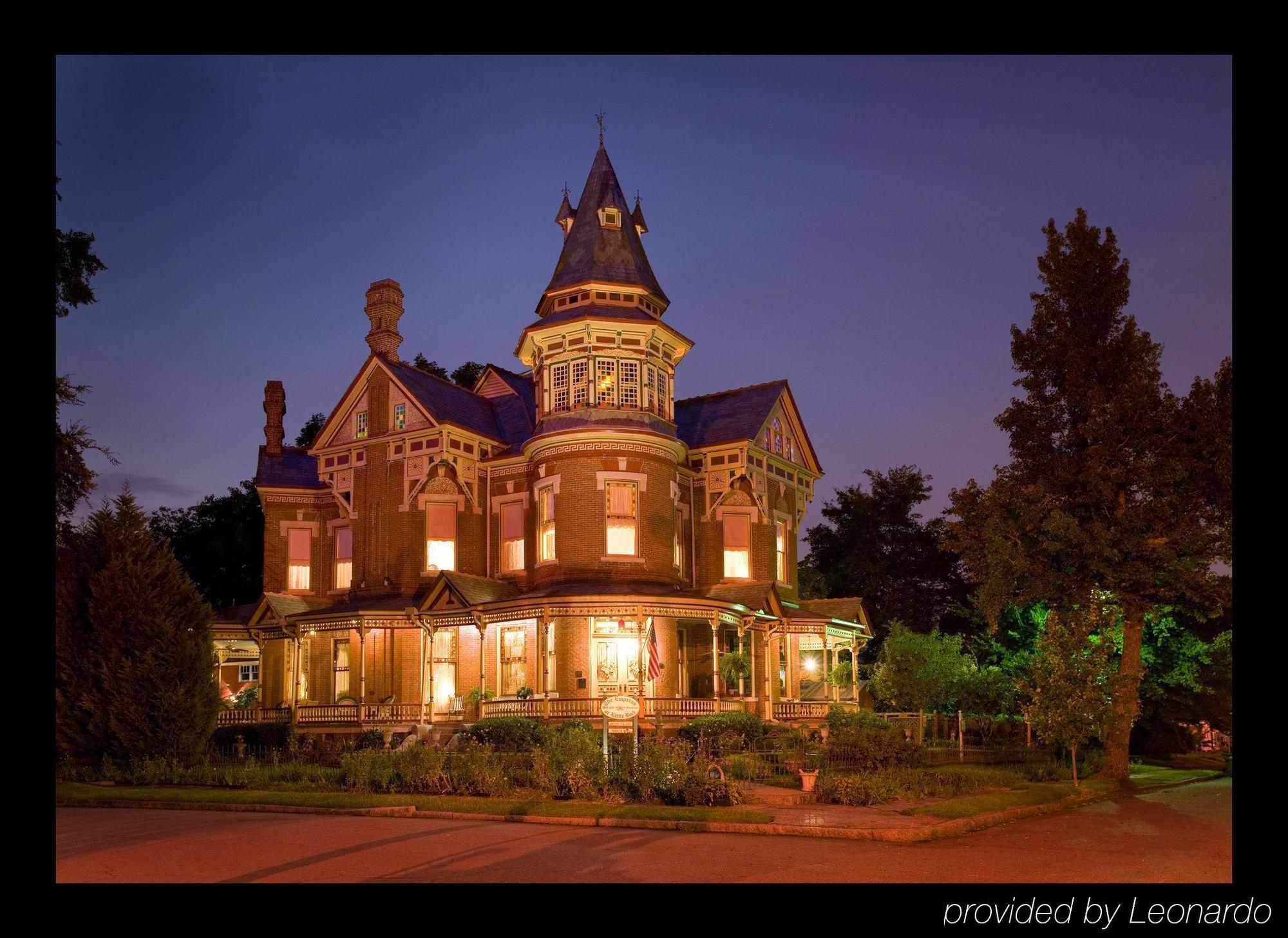 The Empress Of Little Rock Bed & Breakfast Dış mekan fotoğraf